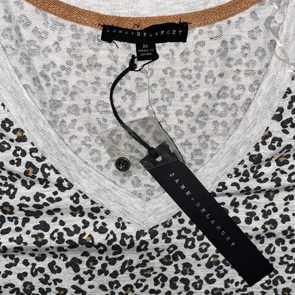 NWT Jane and Delancey Leopard Print Tunic - Picture 11 of 13